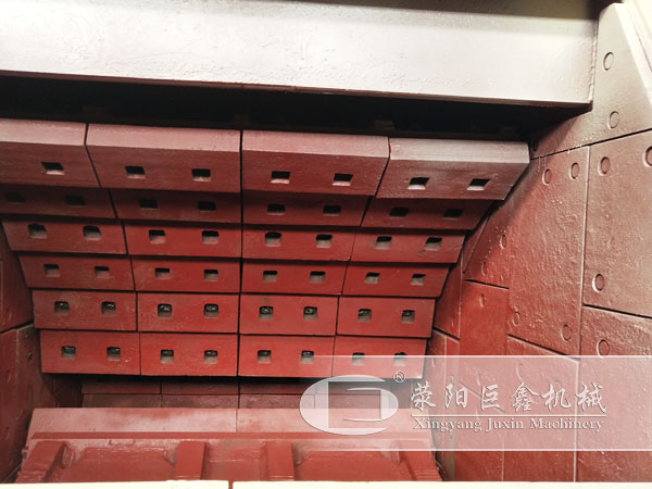 反擊式破碎機襯板、邊護板